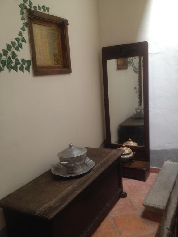 카스텔누보디가프라냐나 Labarchettaok B&B 외부 사진